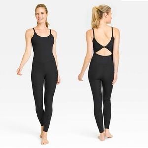 All In Motion | Rib Full Length Bodysuit in Black Size Medium